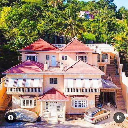 Lion'S View Bed & Breakfast Mandeville Extérieur photo