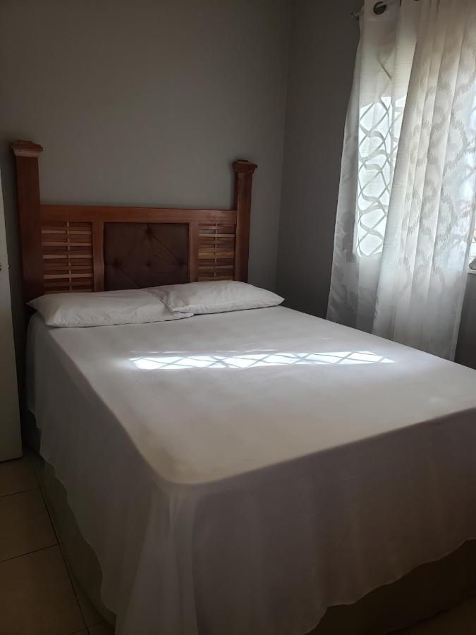 Lion'S View Bed & Breakfast Mandeville Extérieur photo